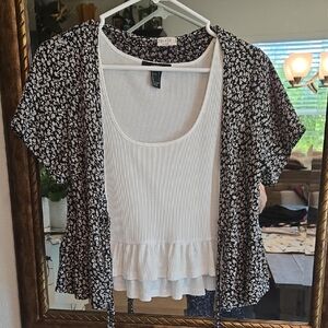 Forever 21 Black and White Floral Blouse